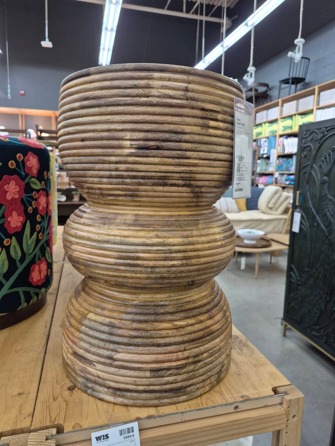 Ribbed Wood Stool round