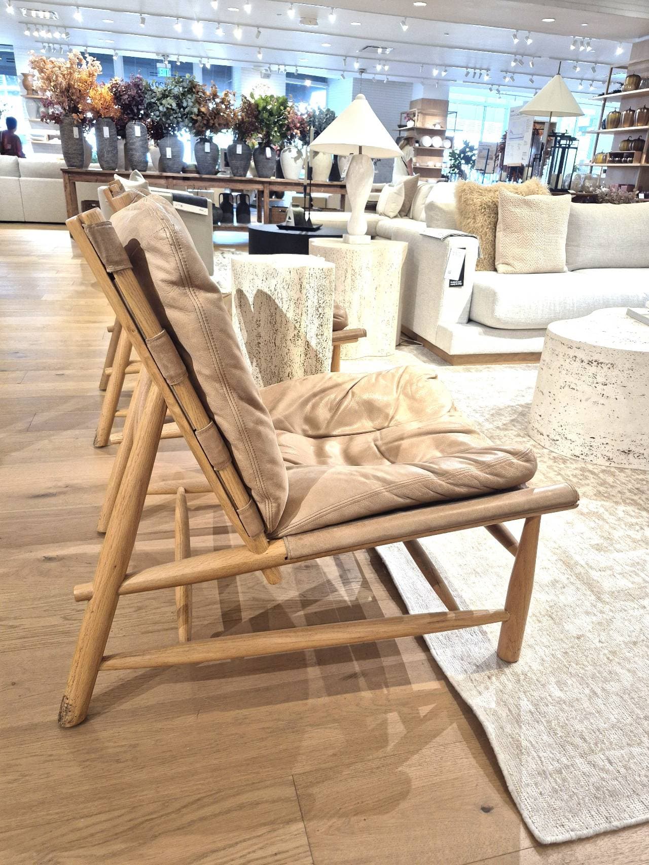 wood frame Lounge Chair leather cushion